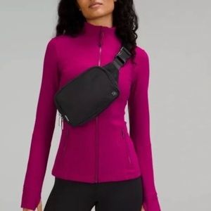 ⭐️BRAND NEW lululemon large Fanny pack bag. ⭐️